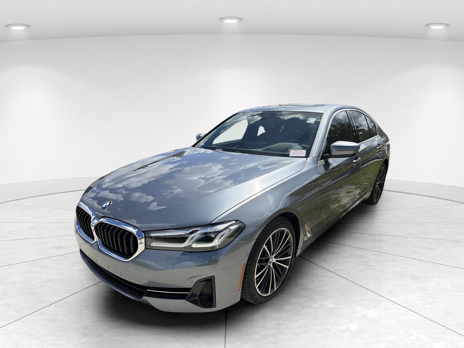 Used 2021 BMW 530i w/ Premium Package RWD image 8