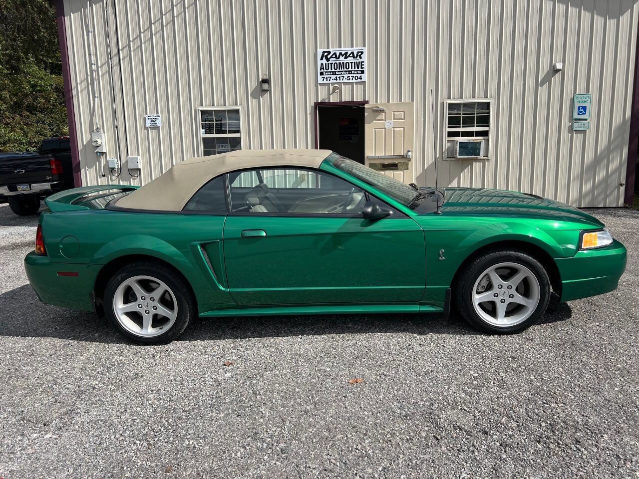 Used 1999 Ford Mustang Cobra image 39