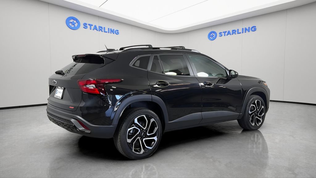 Certified 2024 Chevrolet Trax RS w/ Driver Confidence Package FWD image 10