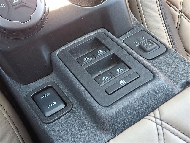 Used 2025 Ford Bronco Big Bend image 28