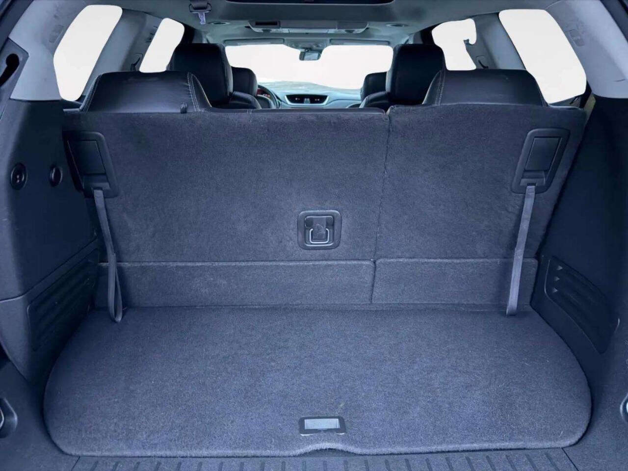 Used 2017 Chevrolet Traverse Premier image 29