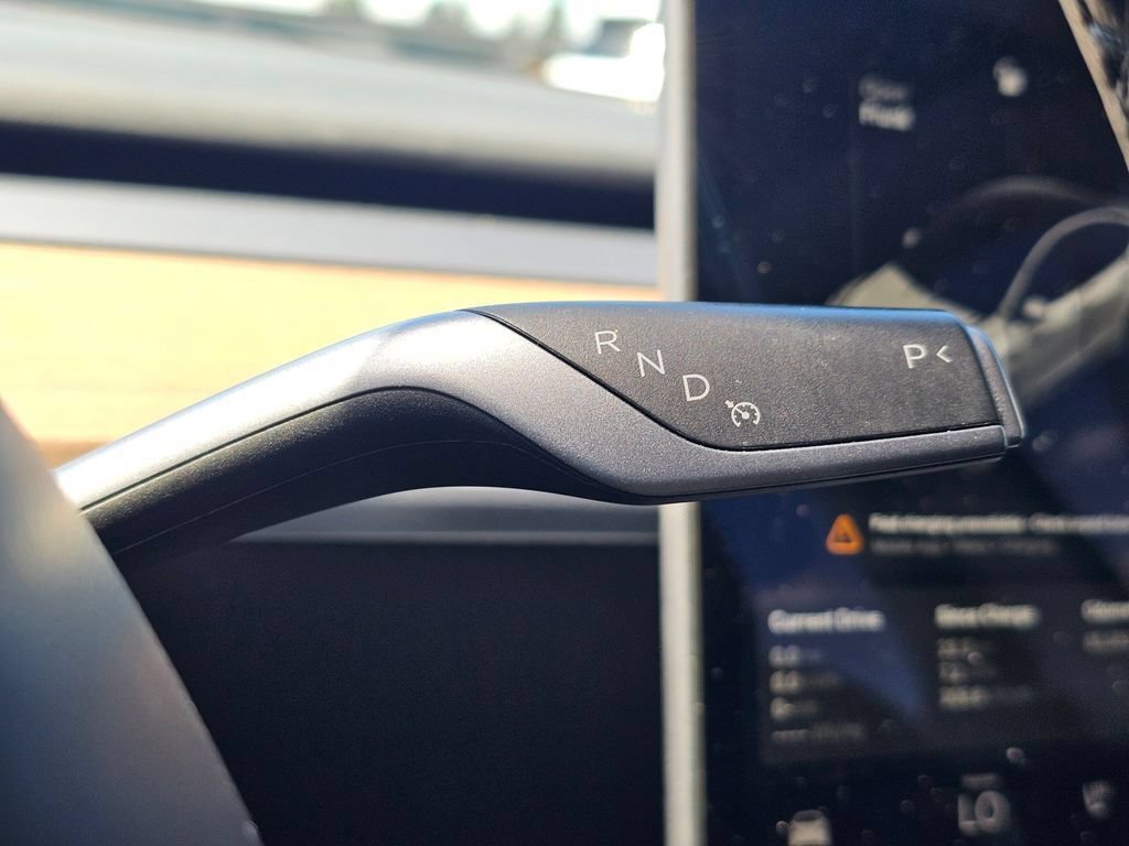 Used 2022 Tesla Model Y Performance AWD/4WD image 18