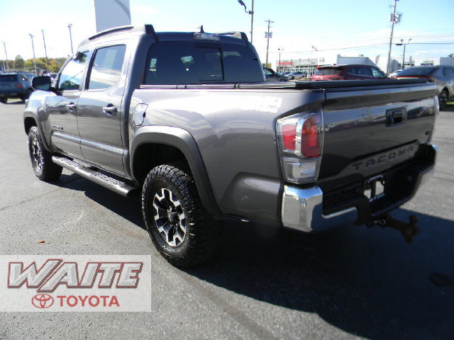 Certified 2023 Toyota Tacoma TRD Off-Road AWD/4WD image 6