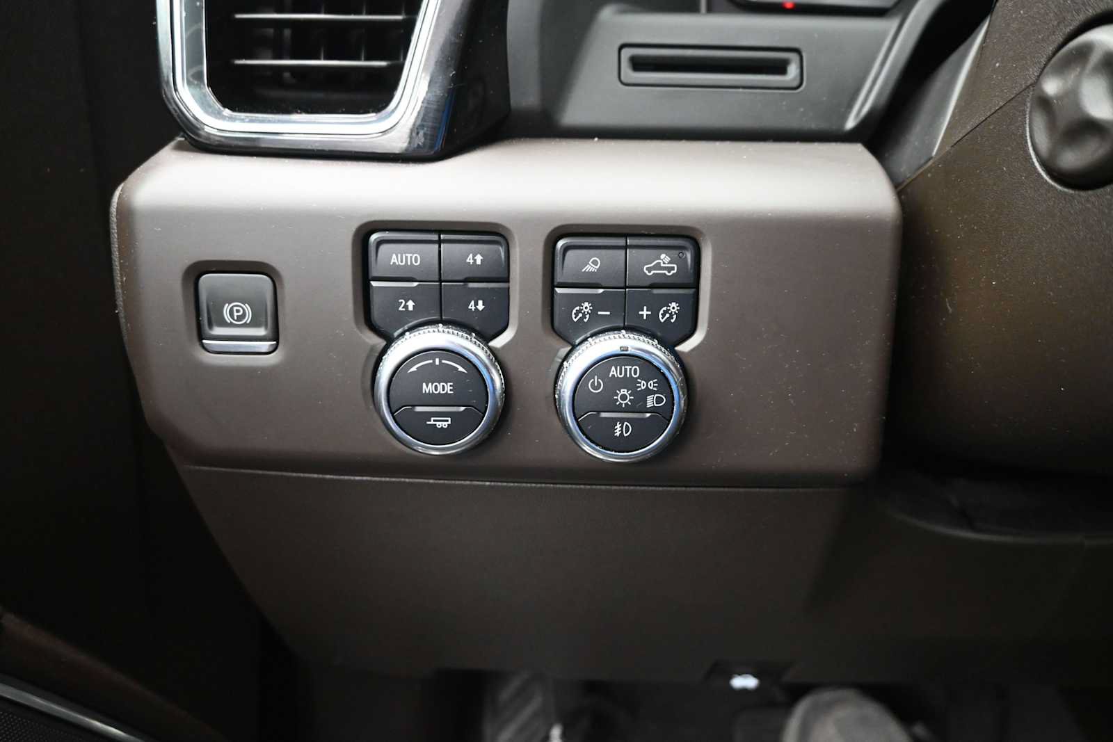 Used 2022 GMC Sierra 1500 Denali AWD/4WD image 13