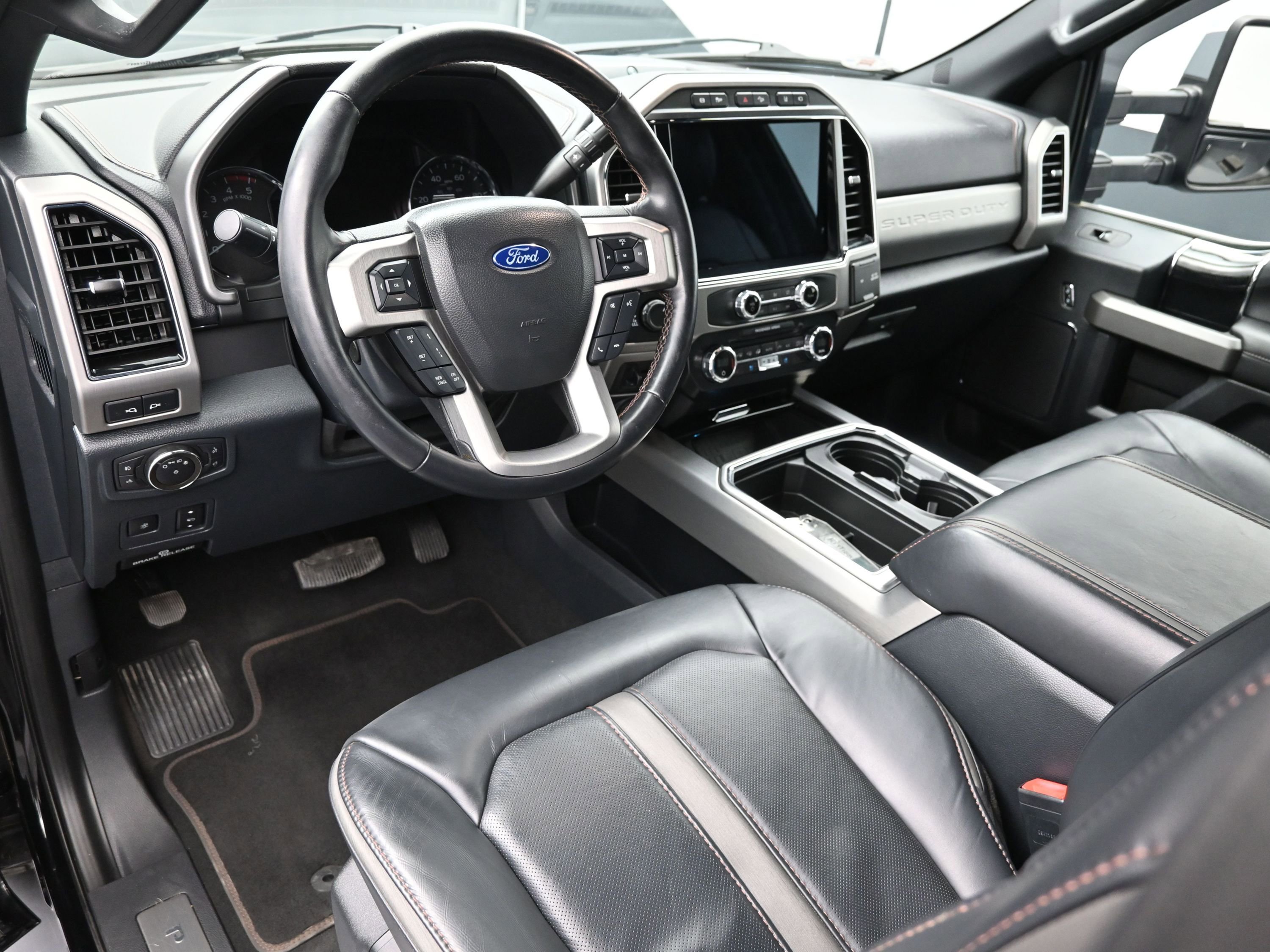 Used 2022 Ford F350 Platinum image 22