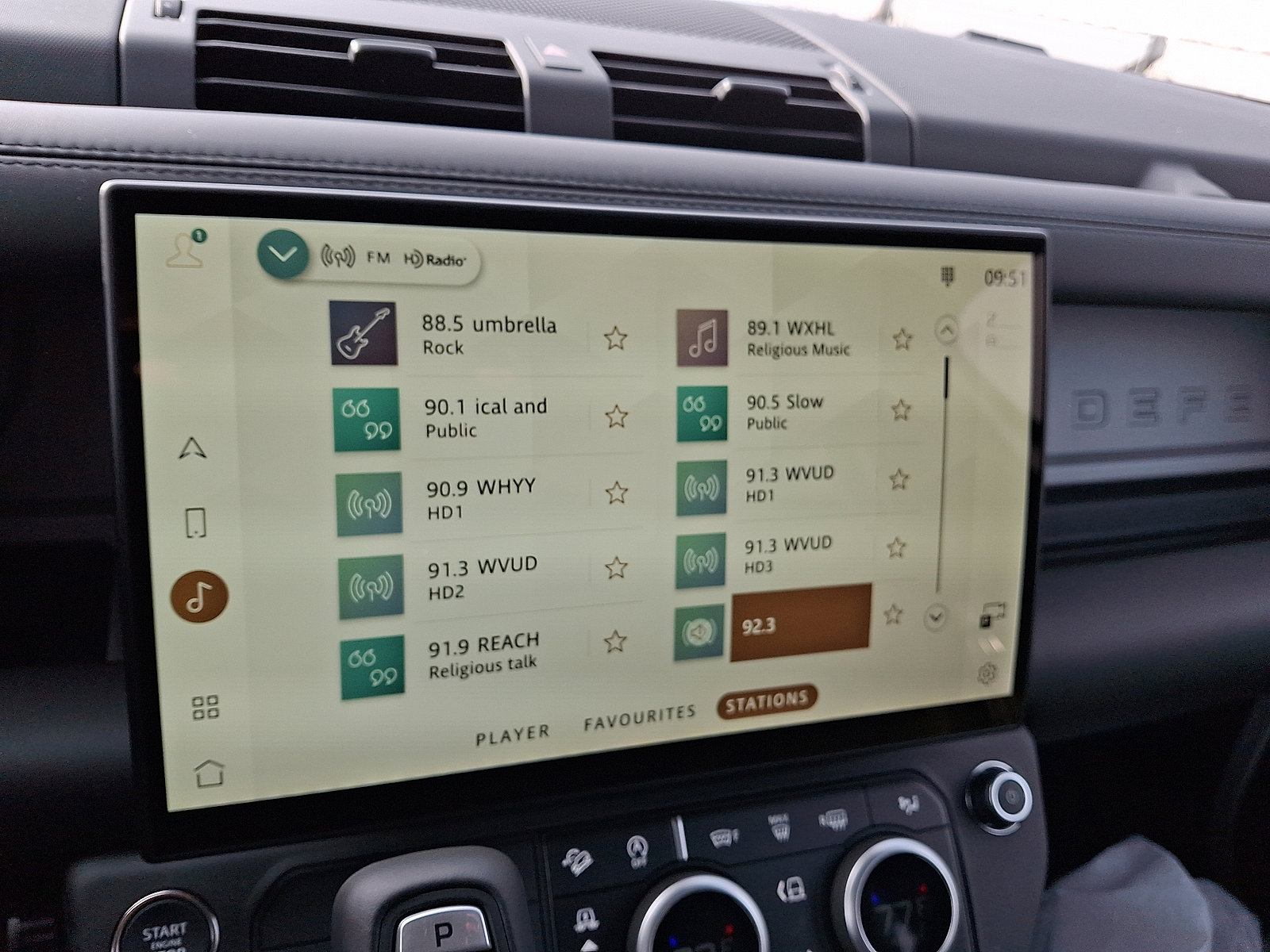 New 2026 Land Rover Defender 110 V8 image 9