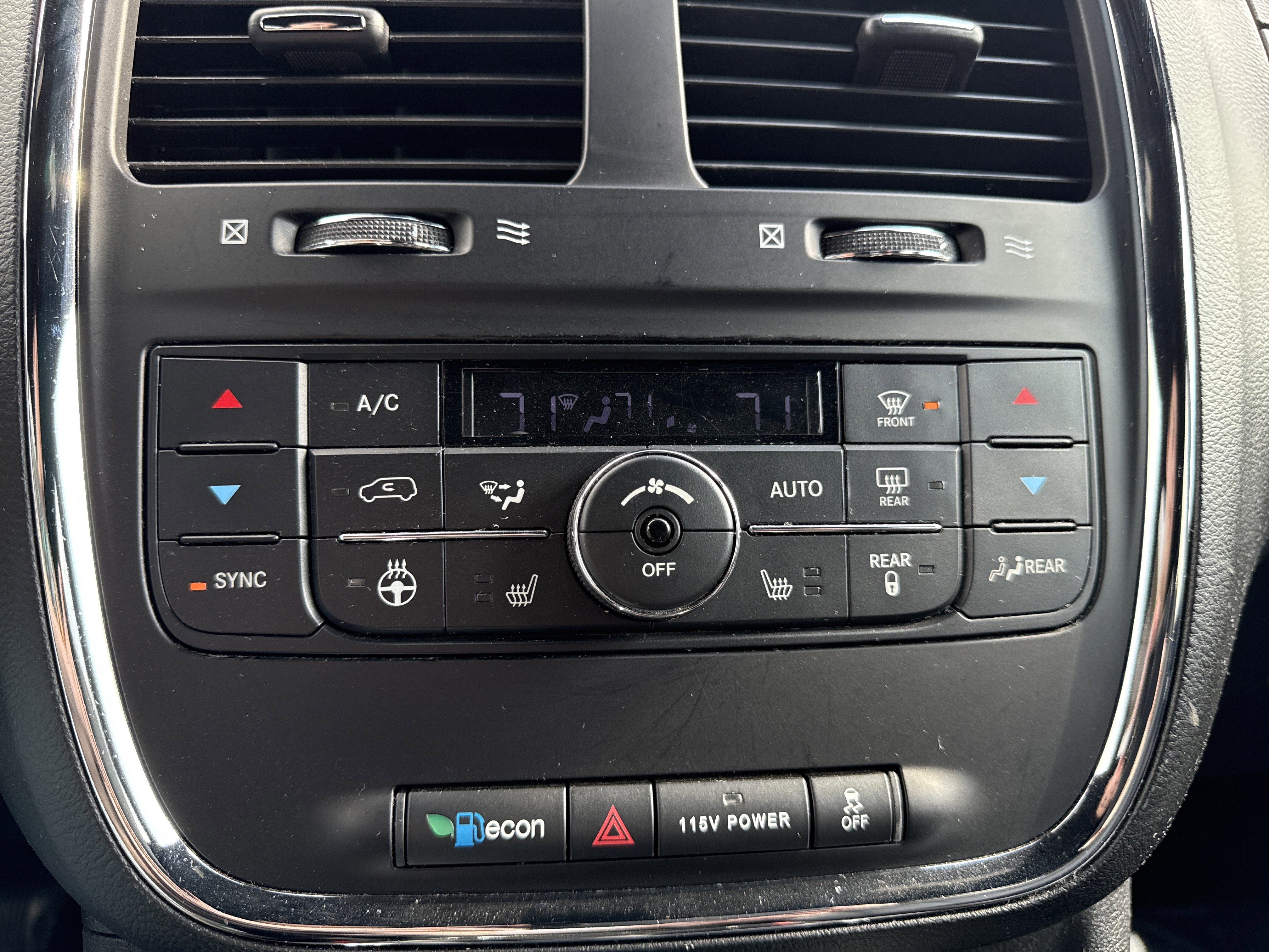 Used 2020 Dodge Grand Caravan GT image 21