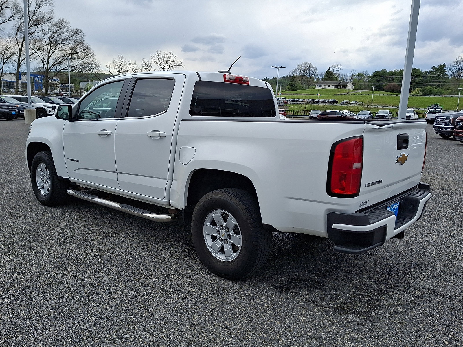 Used 2016 Chevrolet Colorado W/T w/ WT Convenience Package RWD image 4