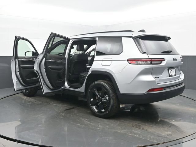 New 2025 Jeep Grand Cherokee L Limited w/ Black Appearance Package image 57