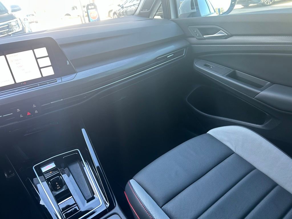 Used 2023 Volkswagen GTI Autobahn image 11