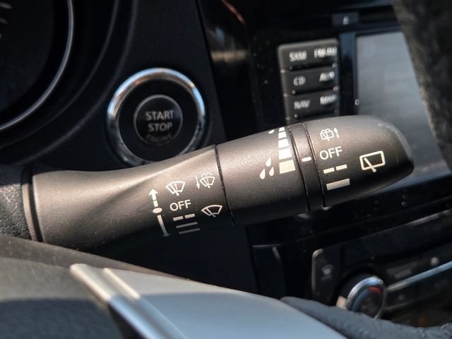 Used 2016 Nissan Rogue SL w/ SL Premium Package FWD image 42