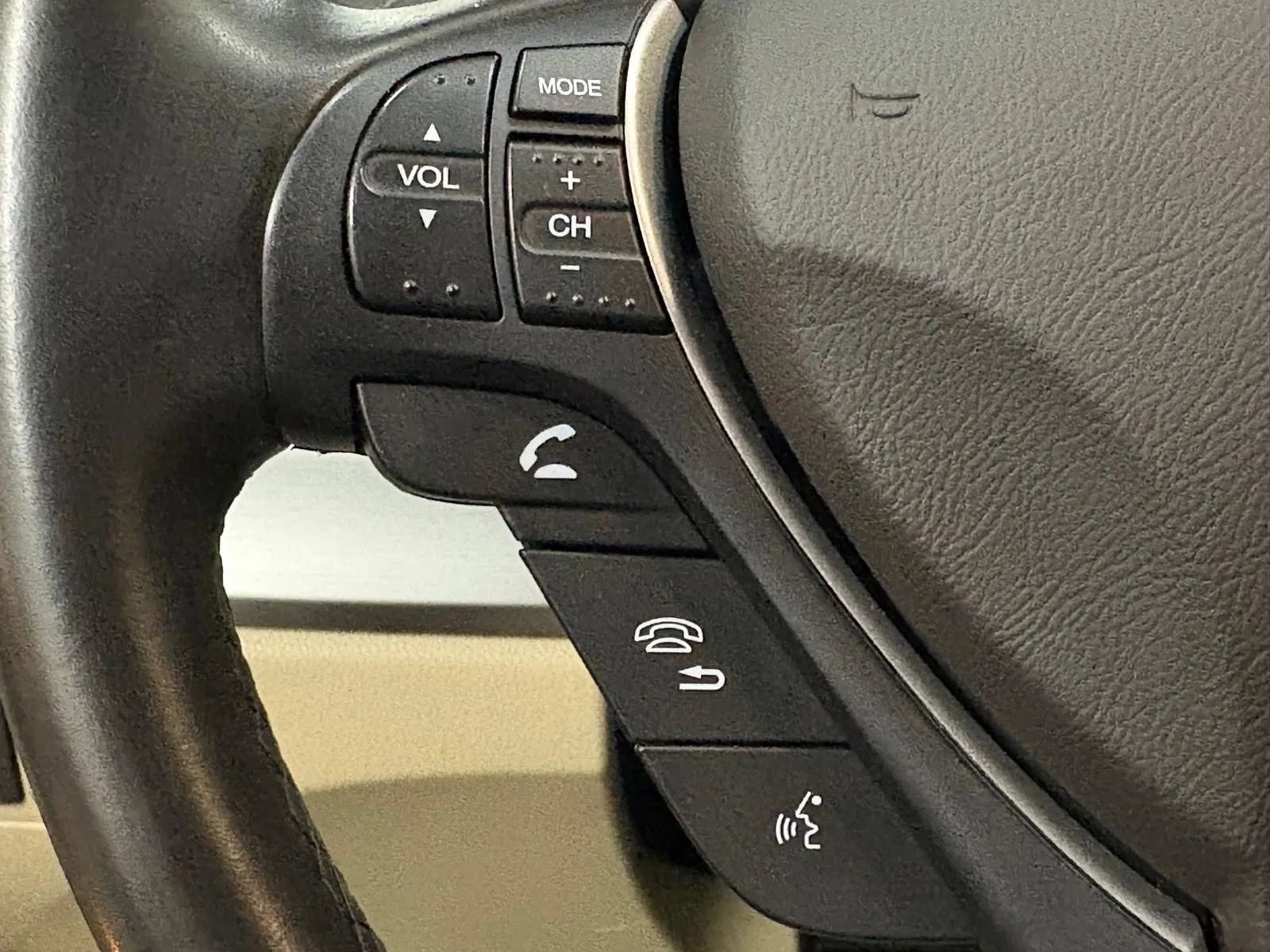 Used 2017 Acura RDX AWD w/ Advance Package image 34