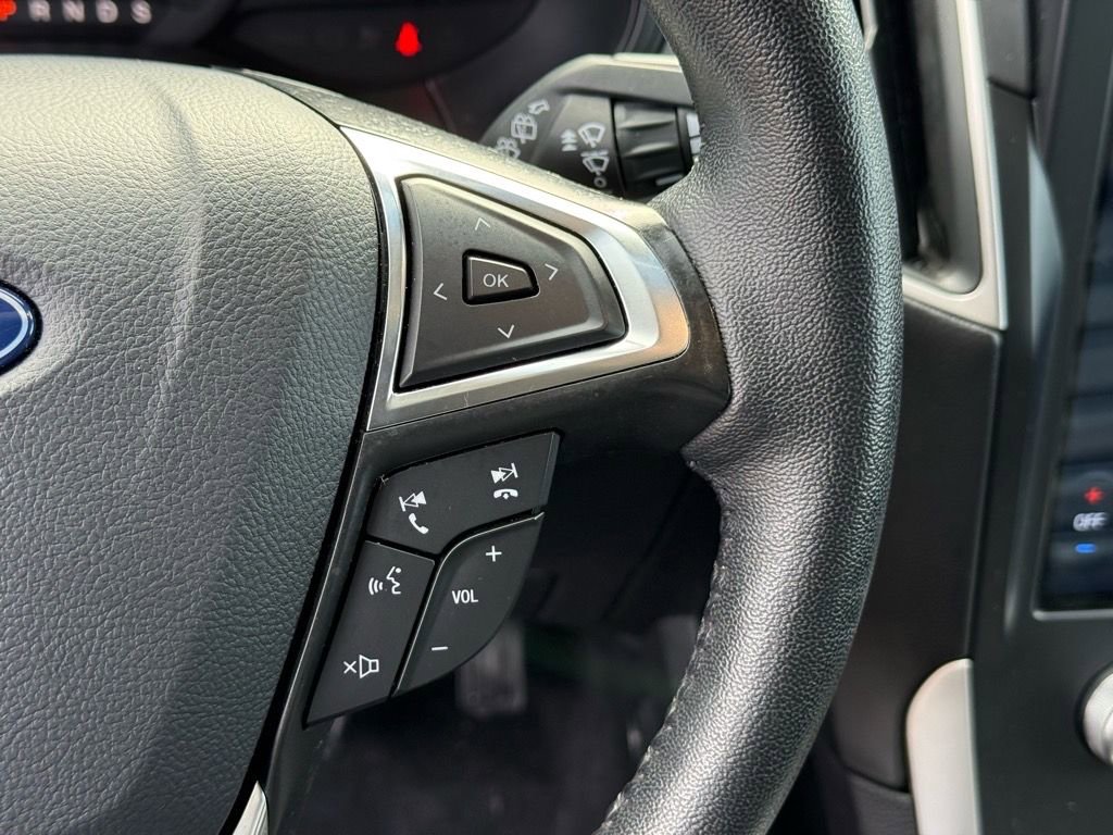 Used 2024 Ford Edge SEL image 21