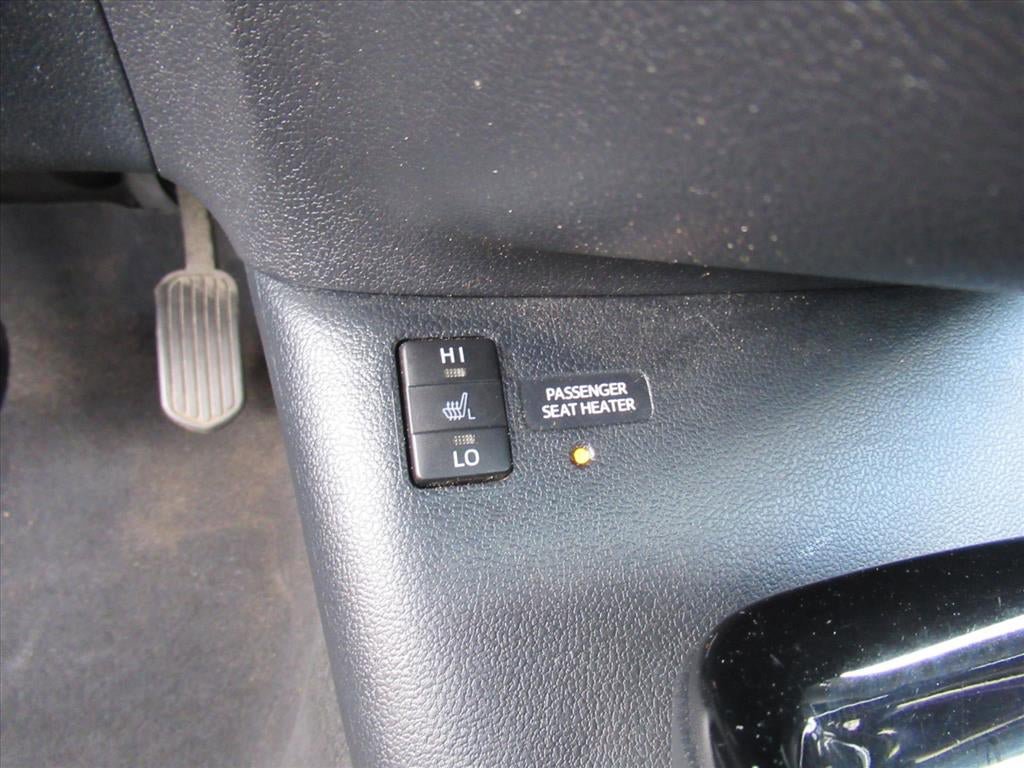 Used 2017 Toyota Prius Four w/ Advanced Technology Package FWD image 24