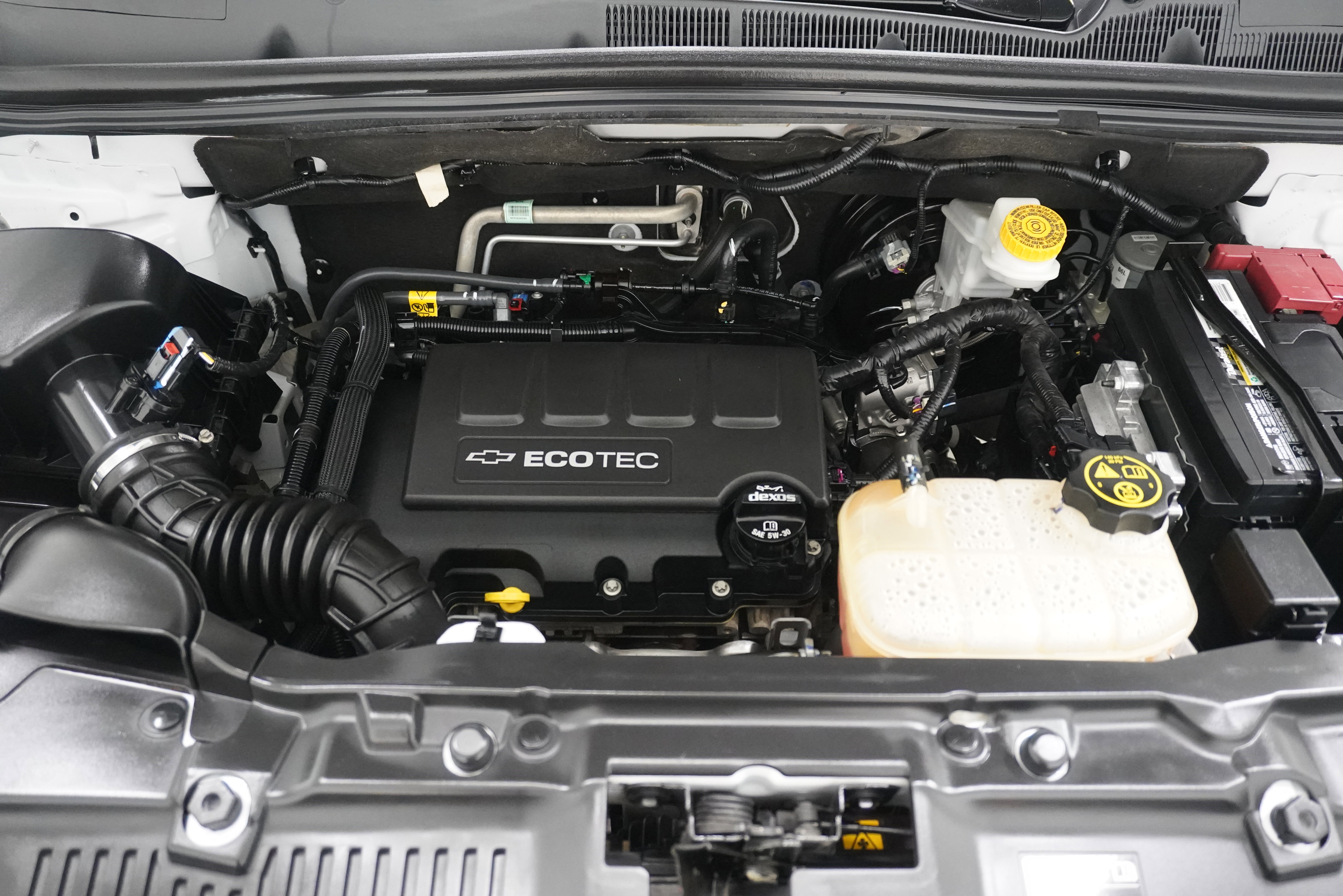 Used 2020 Chevrolet Trax LT w/ LT Convenience Package image 25