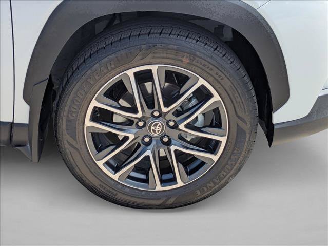 Certified 2026 Toyota Corolla Cross XLE w/ Convenience Package AWD/4WD image 22