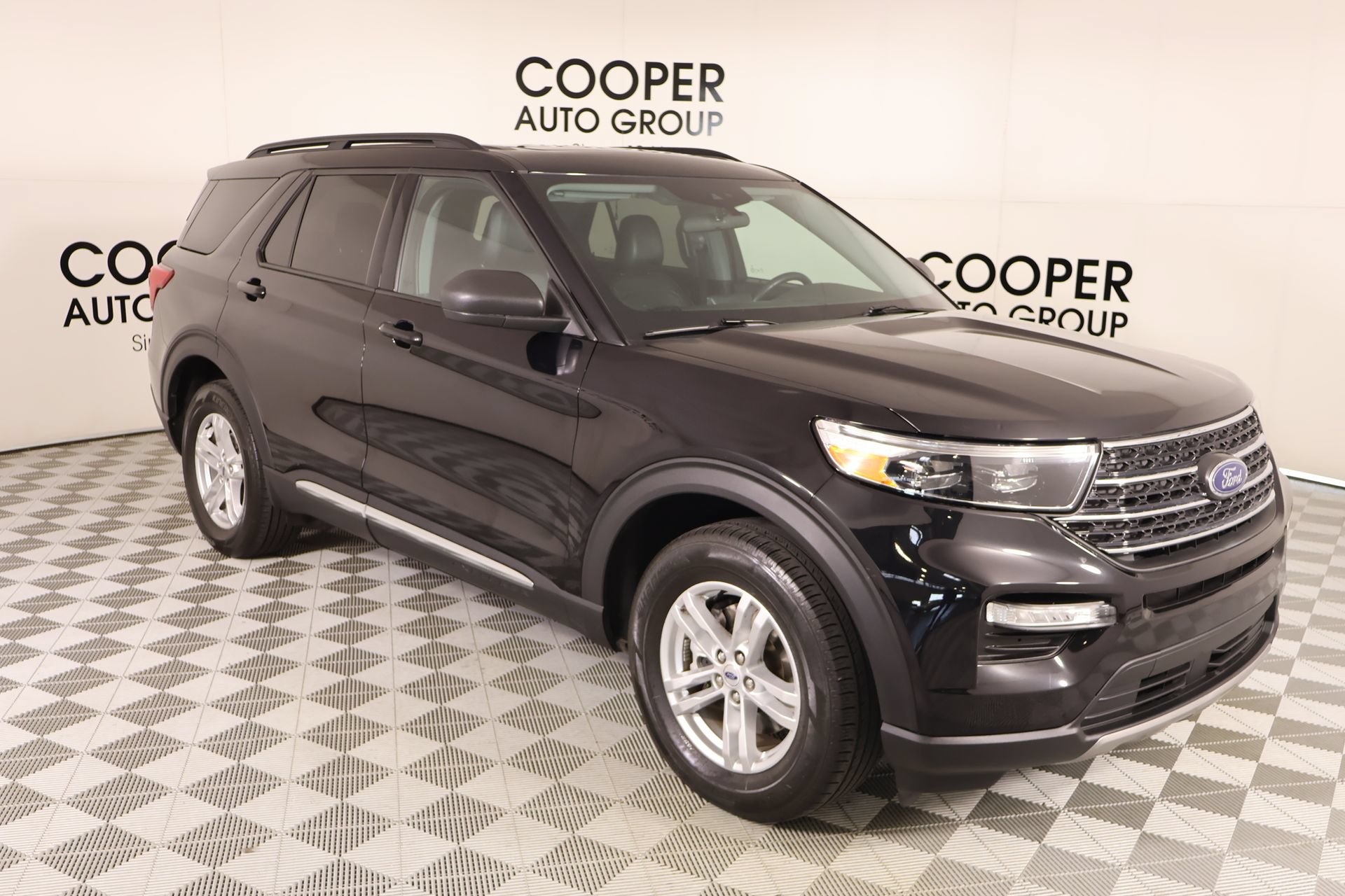 Used 2023 Ford Explorer XLT w/ Equipment Group 202A
