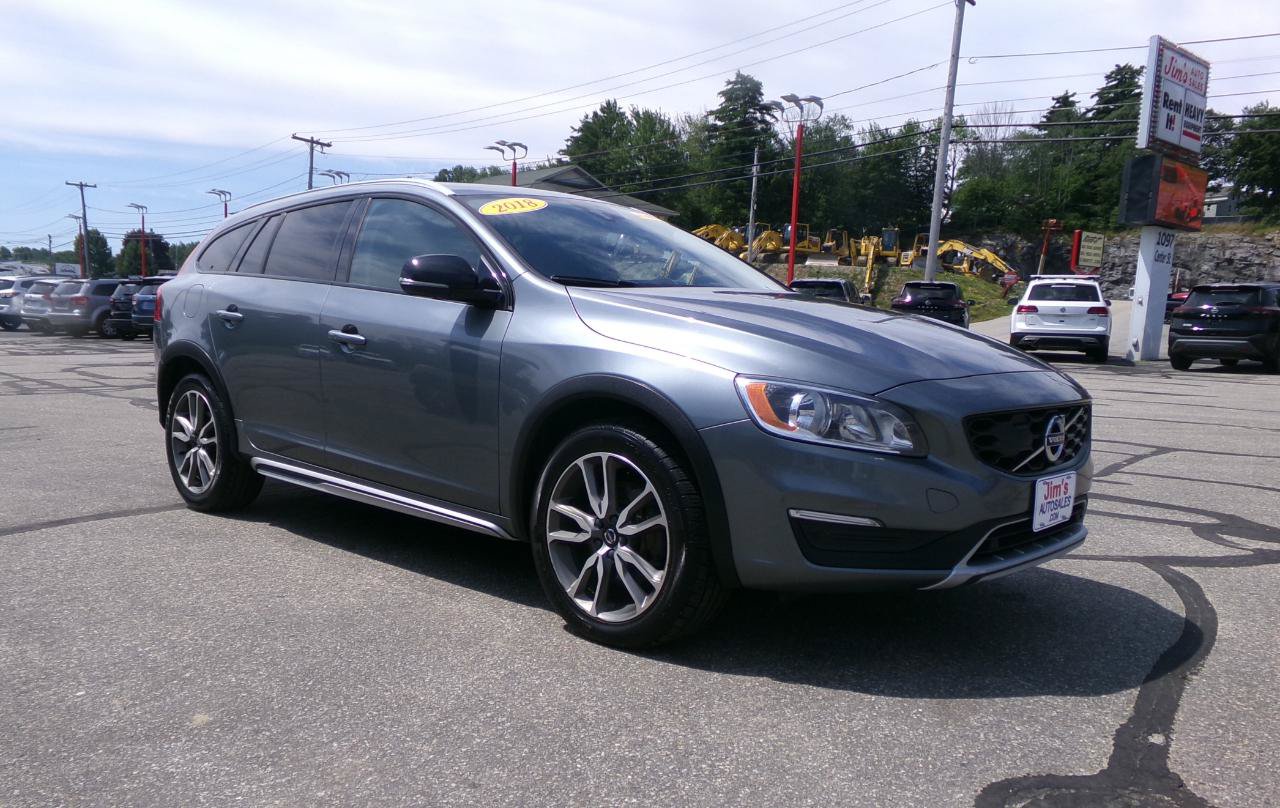 Used 2018 Volvo V60 T5 Cross Country AWD/4WD image 8
