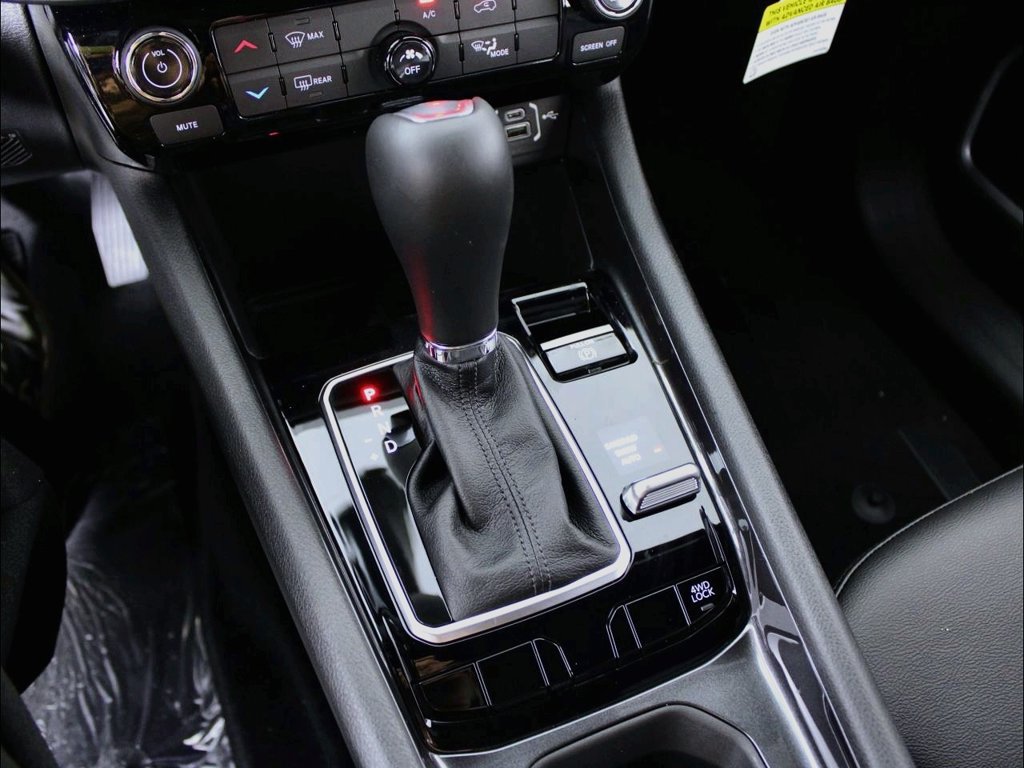 New 2025 Jeep Compass Latitude AWD/4WD image 18