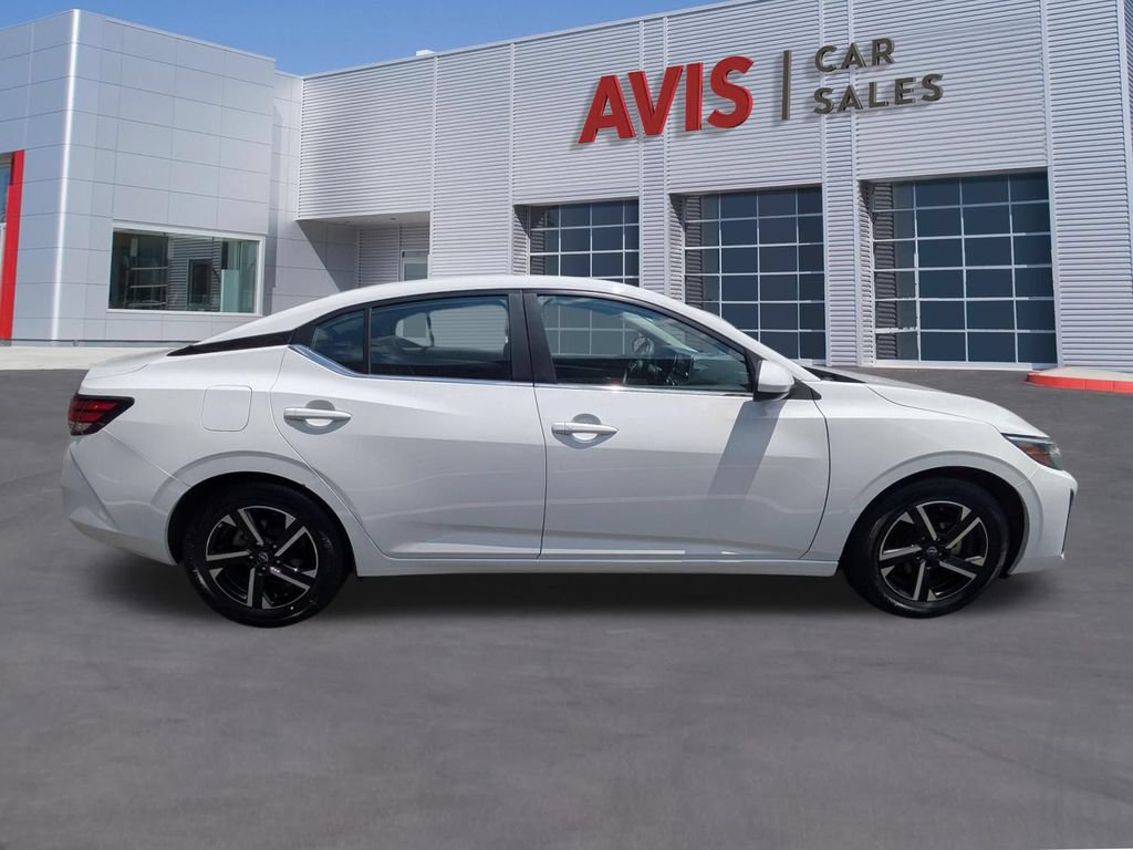 Used 2025 Nissan Sentra SV FWD image 5