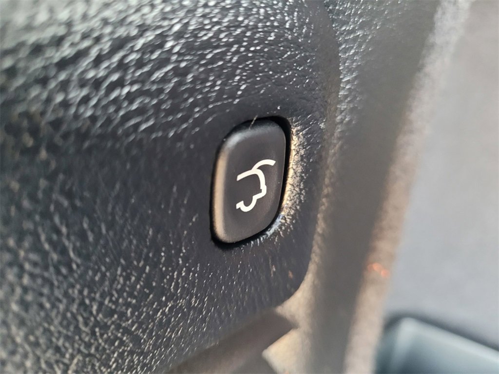 Used 2024 Dodge Durango GT image 30