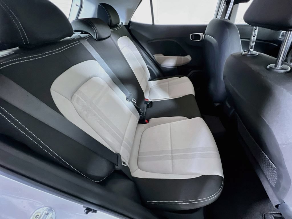 Used 2021 Hyundai Venue SEL w/ Cargo Package FWD image 23