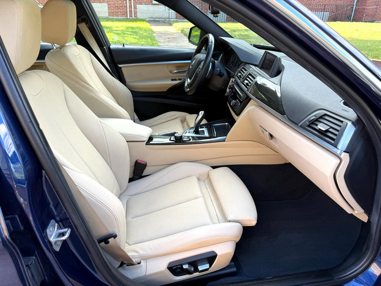 Used 2018 BMW 330e image 20