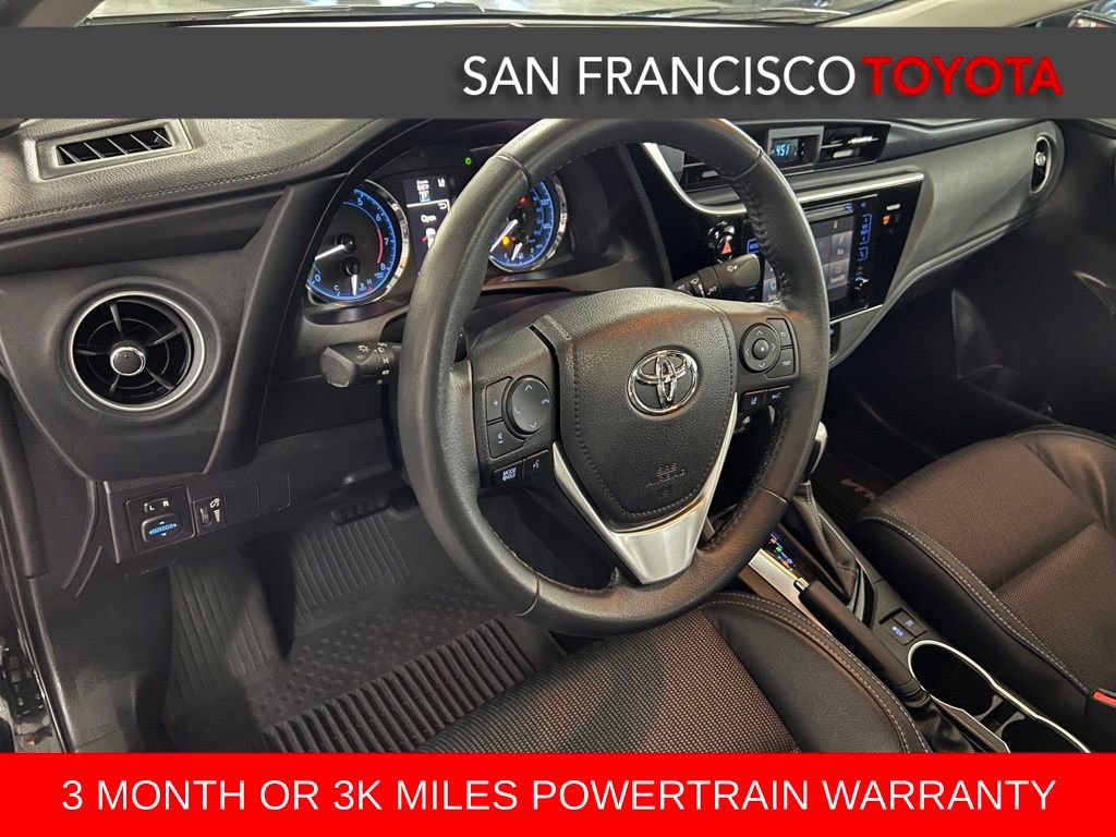 Used 2017 Toyota Corolla SE w/ SE Premium Package FWD image 12