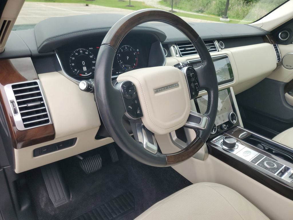 Used 2019 Land Rover Range Rover Long Wheelbase Supercharged AWD/4WD image 15