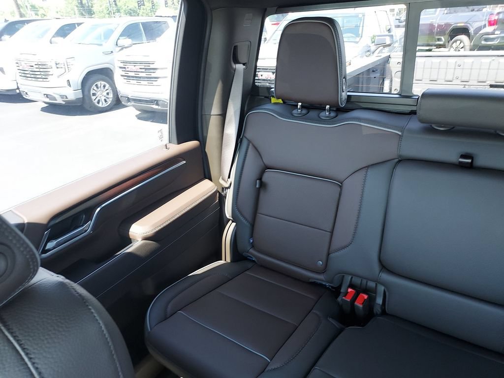 New 2026 GMC Sierra 2500 Denali w/ Technology Package AWD/4WD image 12