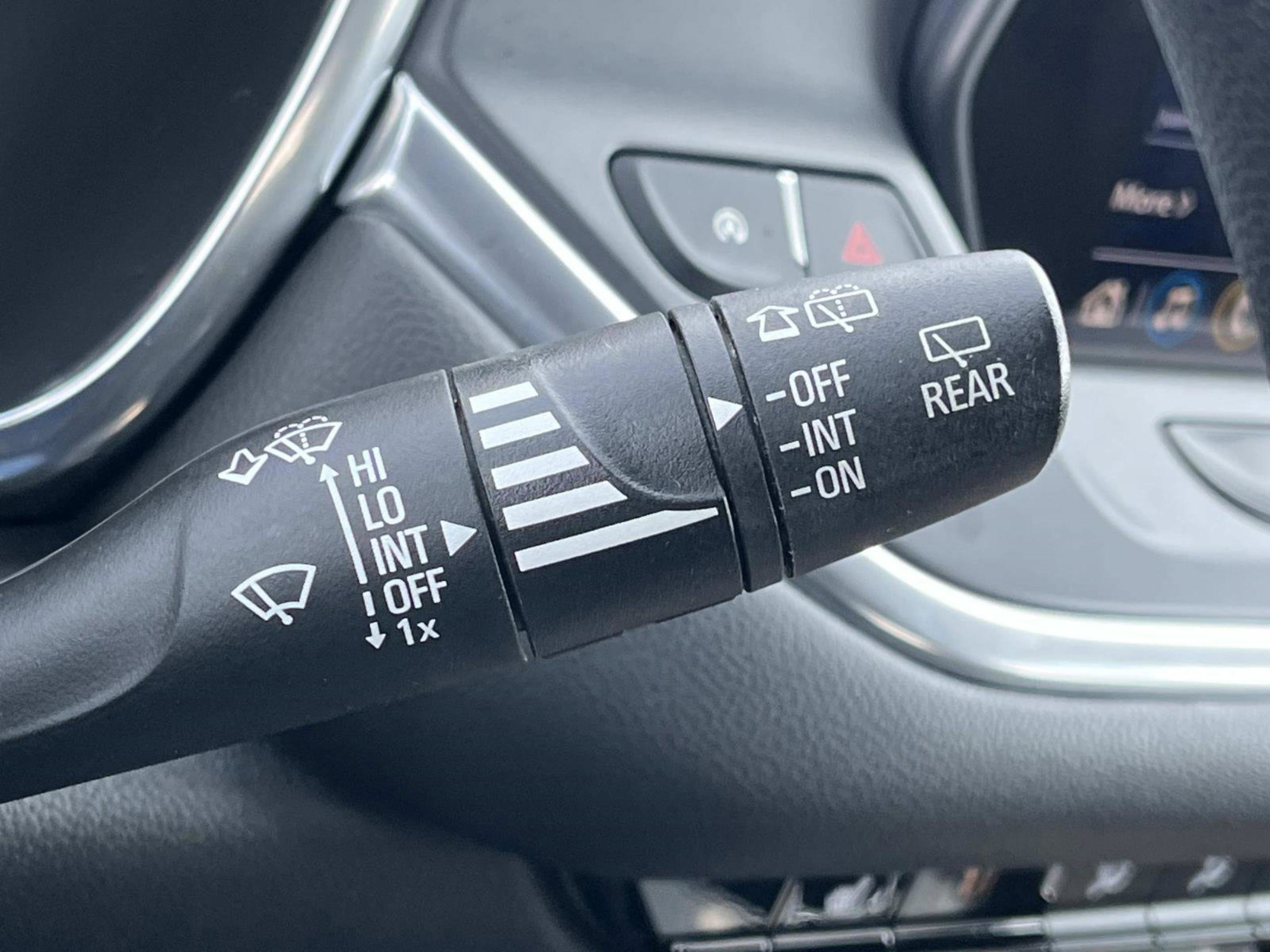 Used 2021 Chevrolet Blazer LT image 41