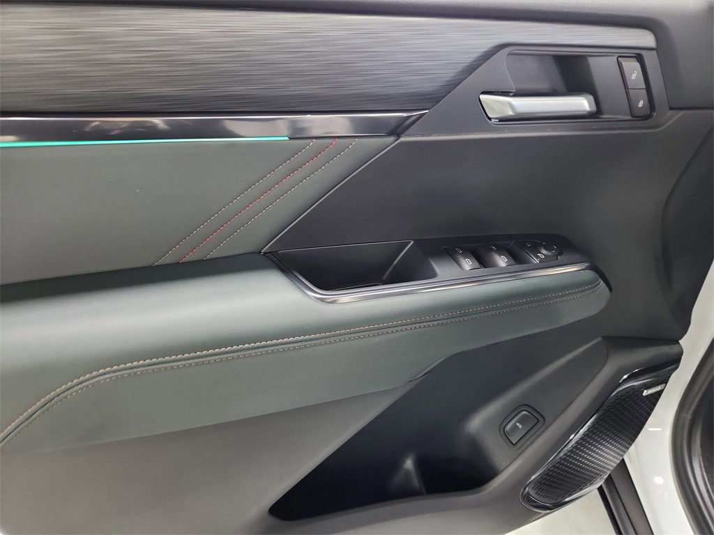 New 2026 GMC Acadia AT4 w/ Super Cruise Package image 7