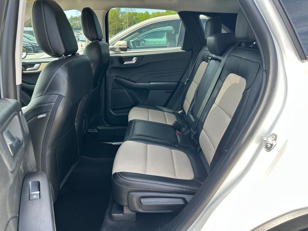 Used 2022 Ford Escape Titanium w/ Titanium Elite Package image 19