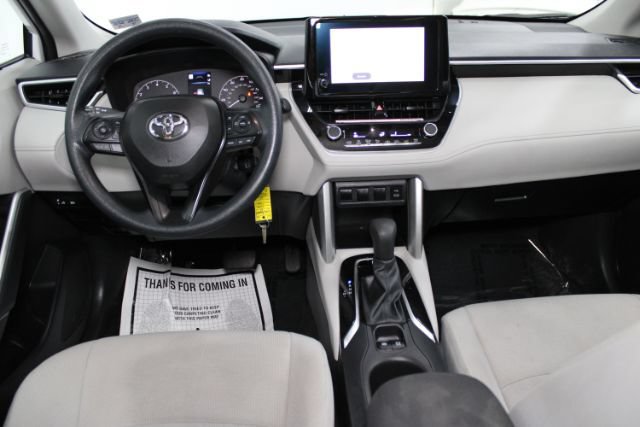 Used 2023 Toyota Corolla Cross L FWD image 2