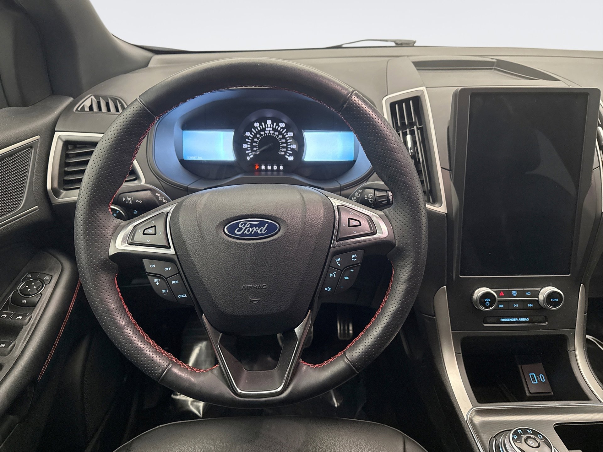 Used 2024 Ford Edge ST-Line image 12