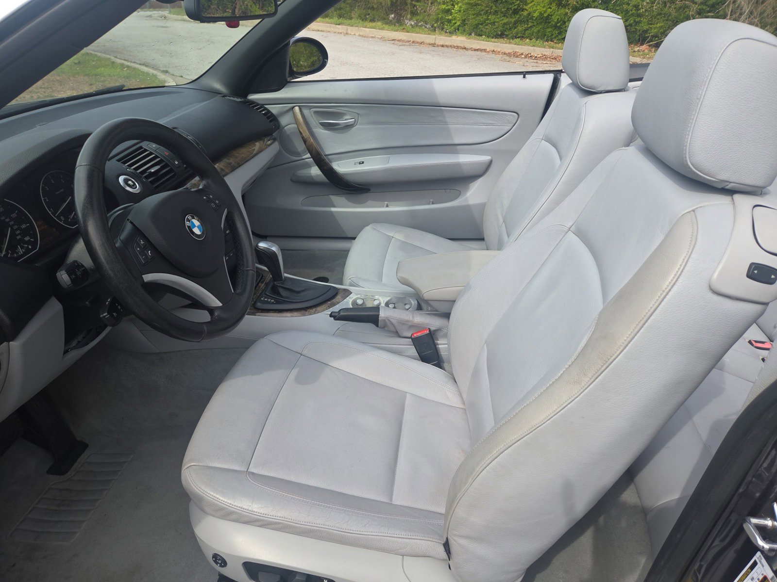 Used 2008 BMW 135i Convertible image 15