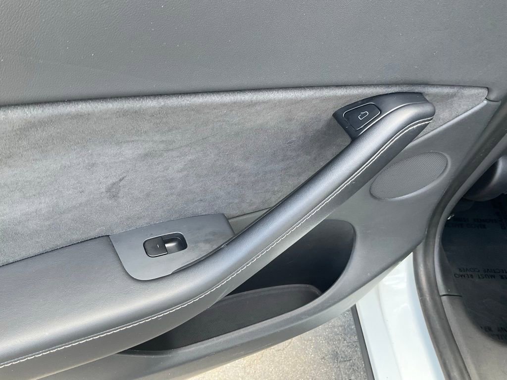 Used 2021 Tesla Model Y Long Range image 50