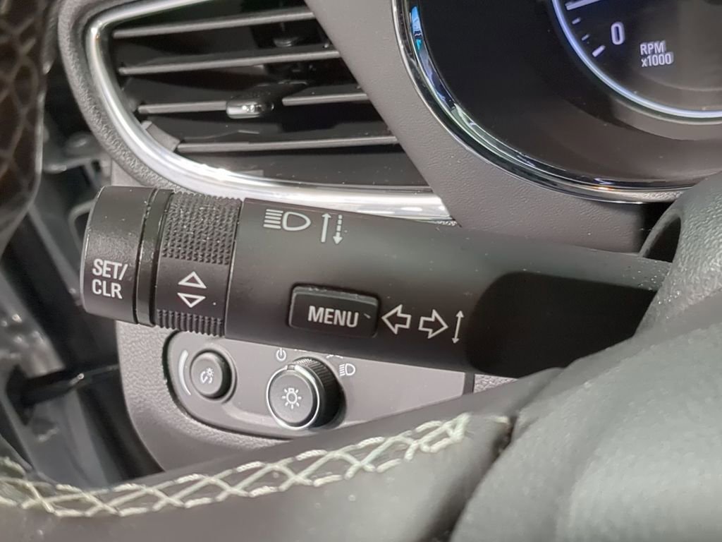 Used 2022 Buick Encore Preferred w/ Safety Package AWD/4WD image 32