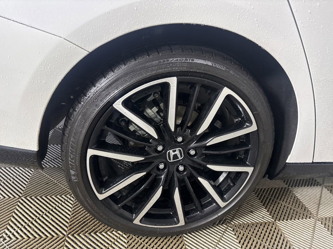 Used 2025 Honda Accord Touring image 31