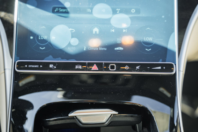 New 2027 Mercedes-Benz C 300 4MATIC Sedan image 23