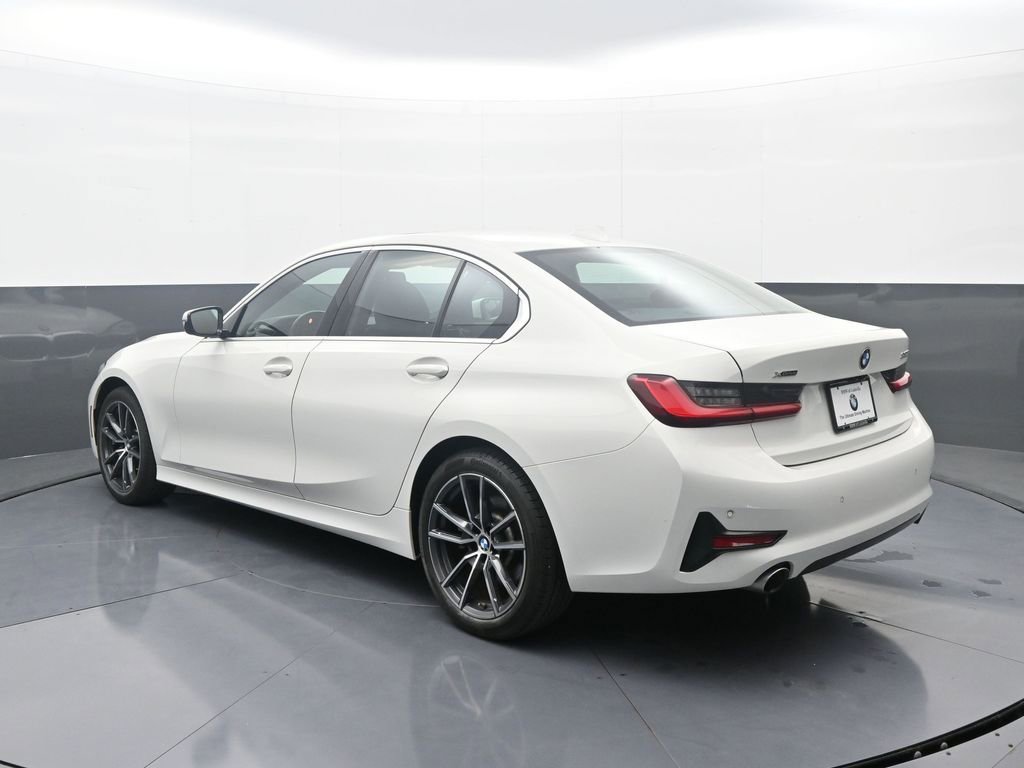 Used 2021 BMW 330i xDrive Sedan w/ Convenience Package AWD/4WD image 5