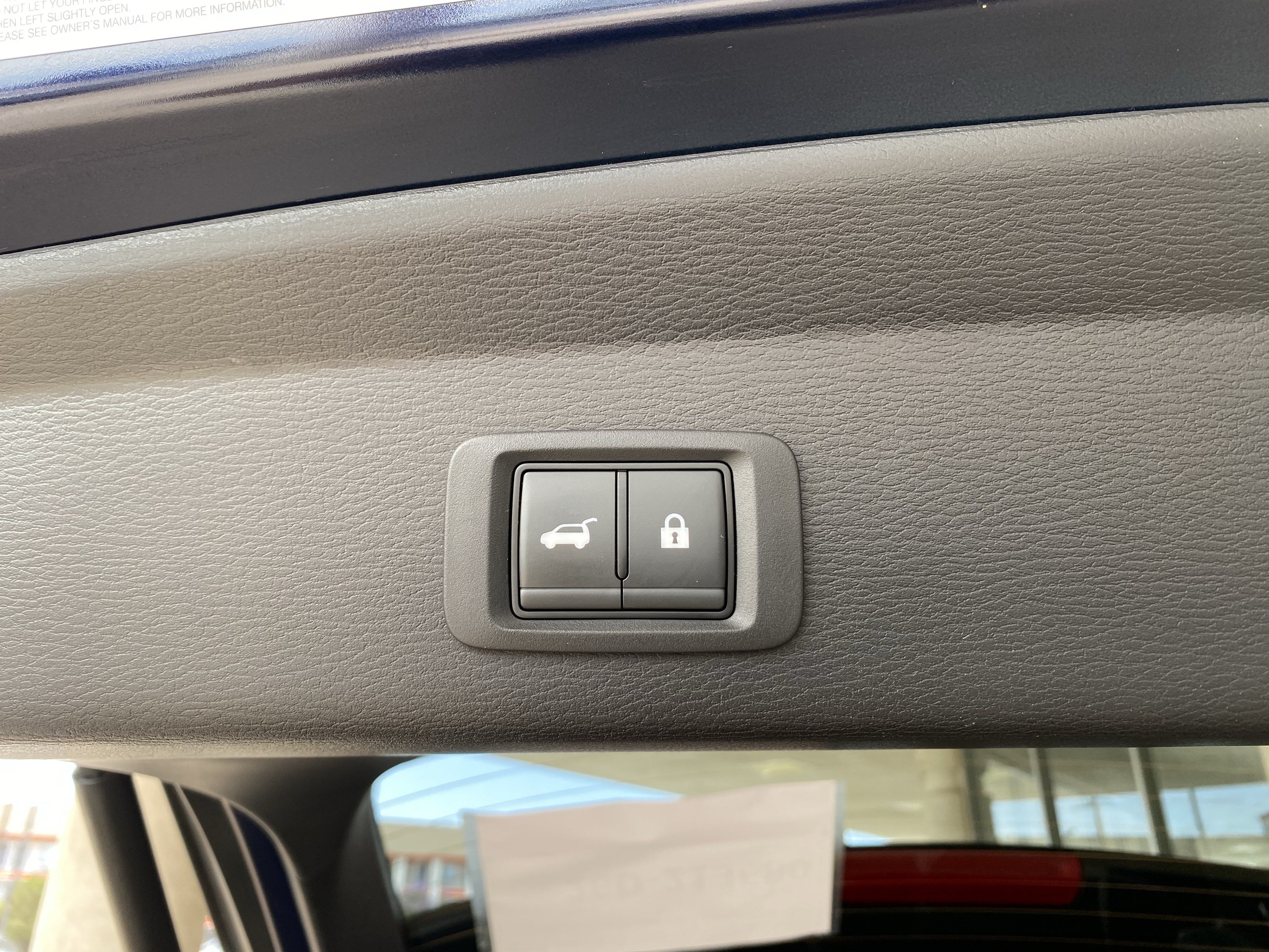 Used 2024 Mitsubishi Outlander SEL AWD/4WD image 15