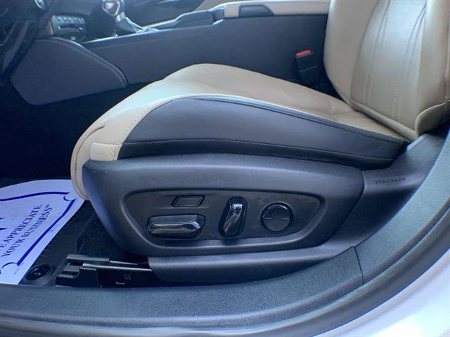 Certified 2021 Lexus ES 350 Ultra Luxury image 12