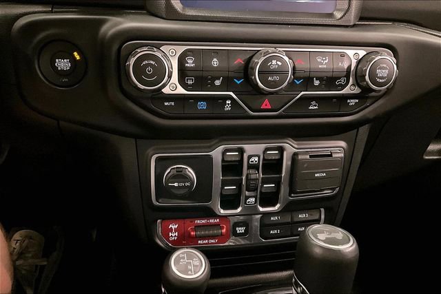 Used 2022 Jeep Wrangler Unlimited Rubicon 4xe w/ Cold Weather Group image 29