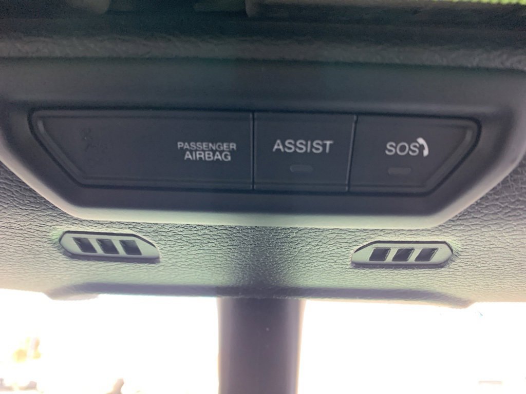 Used 2019 Jeep Wrangler Unlimited Sahara w/ Uconnect 4C Nav & Sound Group image 28