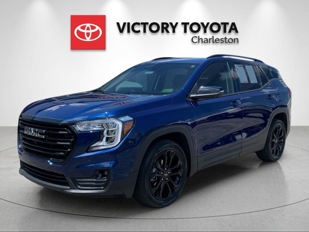 Used 2022 GMC Terrain SLT w/ Infotainment Package II