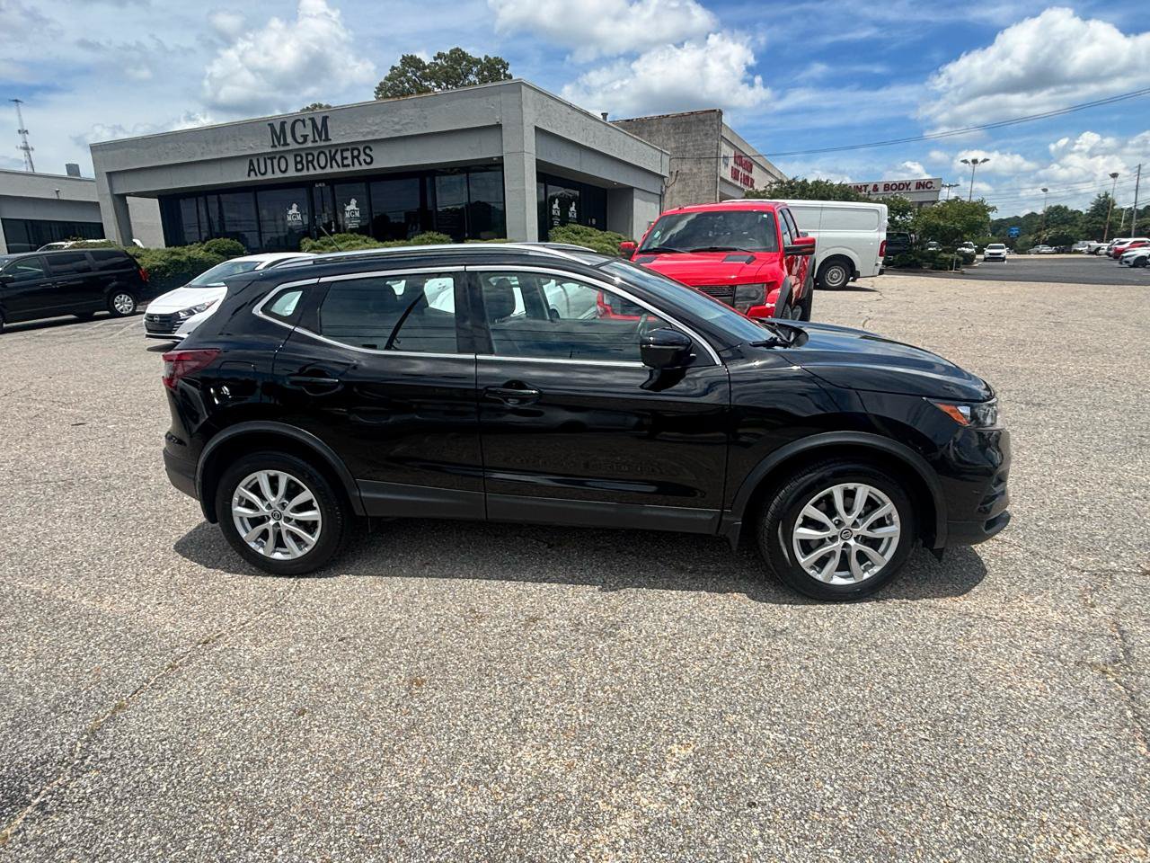 Used 2022 Nissan Rogue Sport SV w/ Technology Package AWD/4WD image 34