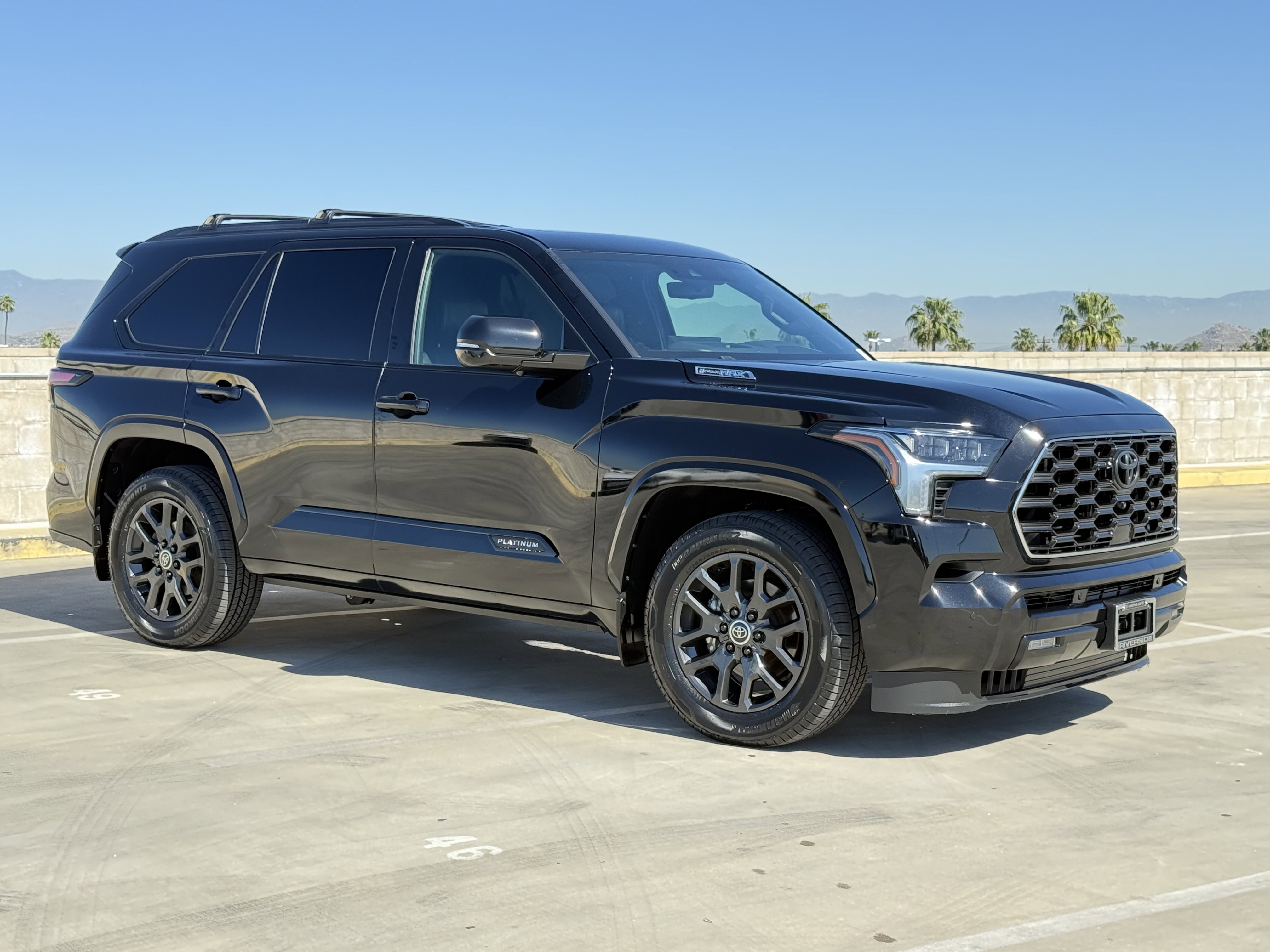 Used 2024 Toyota Sequoia Platinum image 2