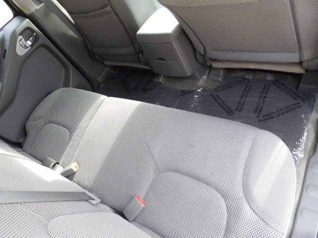 Used 2016 Nissan Frontier SV w/ SV Value Truck Package image 26