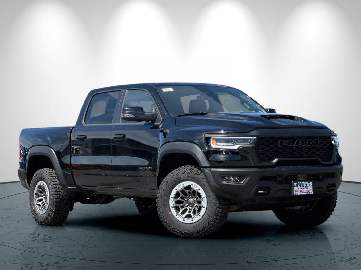 New 2026 RAM 1500 RHO w/ RHO Level 1 Equipment Group AWD/4WD image 2